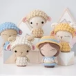 Kép 10/13 - Minikirályság amigurumi horgolás könyv