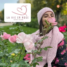 LA VIE EN ROSE kötött kendő fonalcsomag mintával