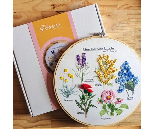 The Comptoir hímző készlet - My Embroidered Herbarium XXL