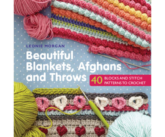 Modern Crocheted Blankets, Throws and Cushions horgolás könyv